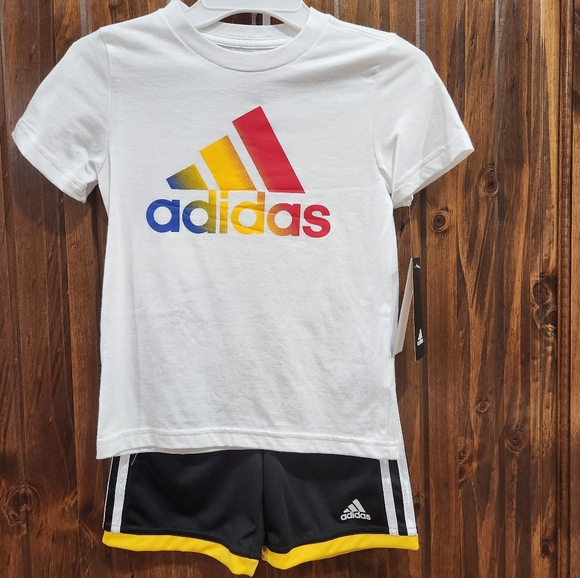 🆕️ Adidas Short Set - Picture 4 of 8